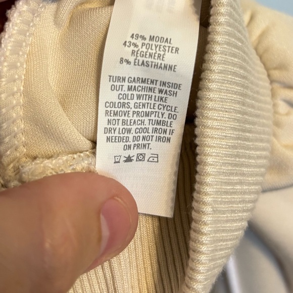 OFFLINE By Aerie Women’s ChillUp Track Trouser Color Cake Butter Size L - Picture 9 of 13